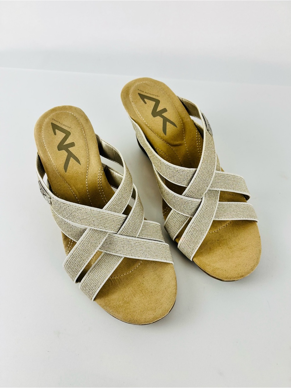 Anne Klein Sport Lakeisha Wedge Sandals Gold Shimmer Textile Bands Size 8